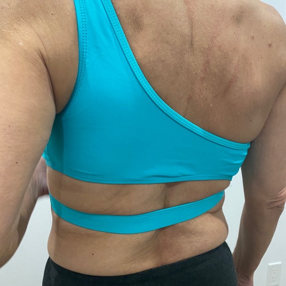 ENVYA bathing suit top - Picture 2 of 2